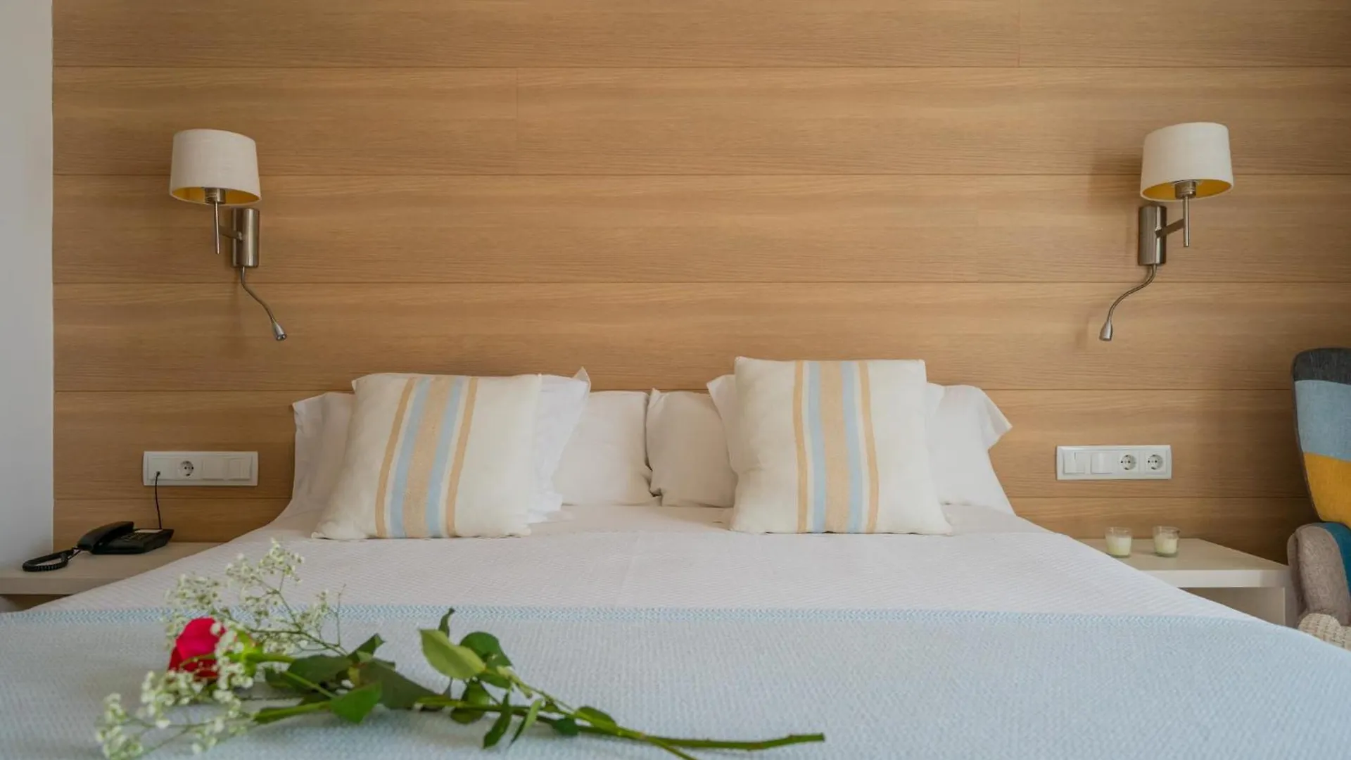 Hostal Menurka Ciutadella  Ostello