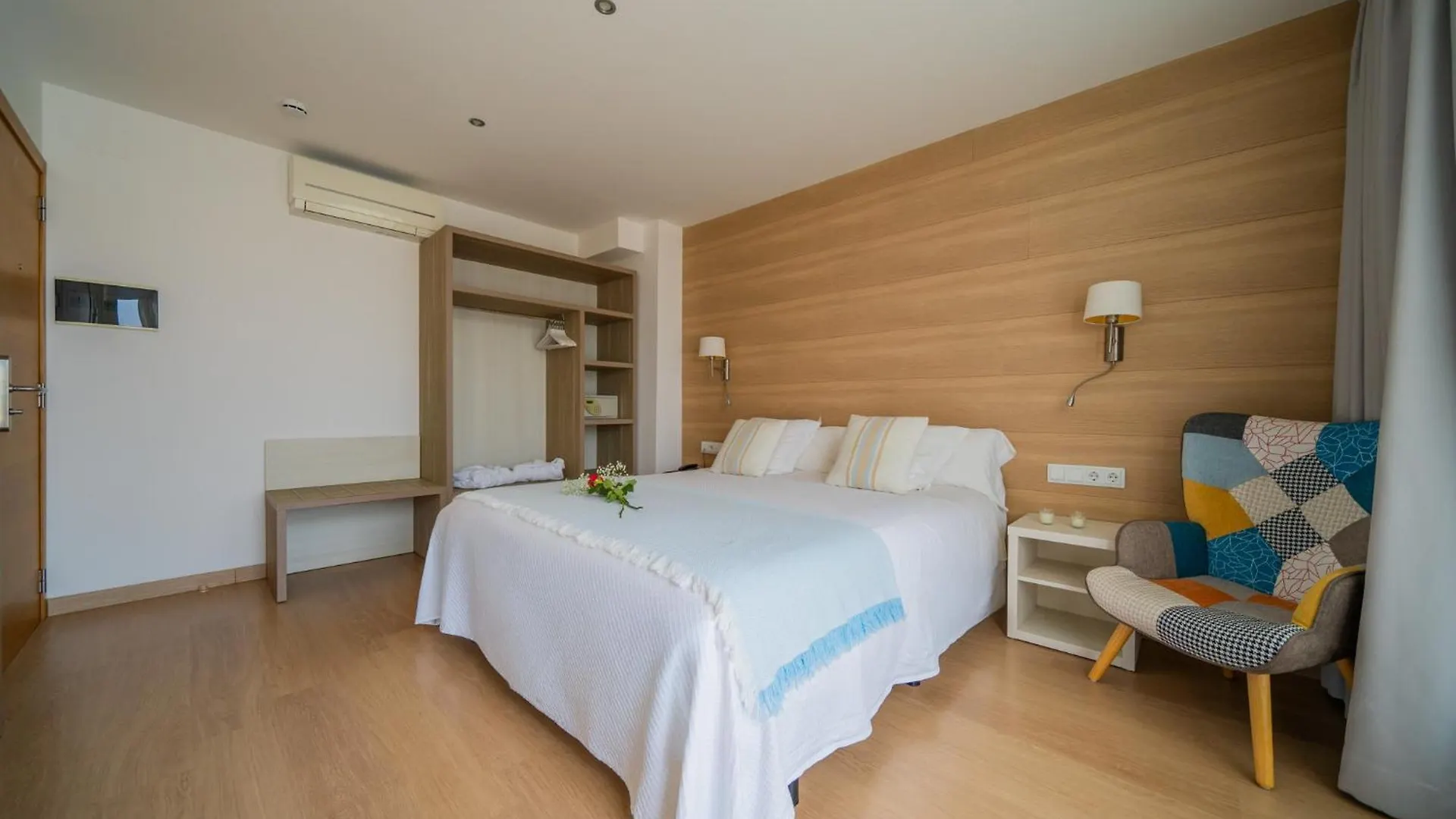 Ostello Hostal Menurka Ciutadella  Spagna
