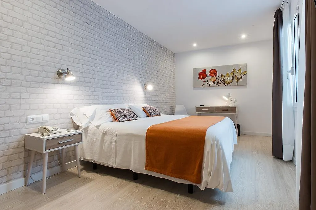 Hostal Menurka Ciutadella  Ostello